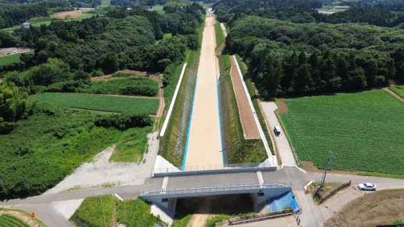 R6東関道四鹿地区改良工事２